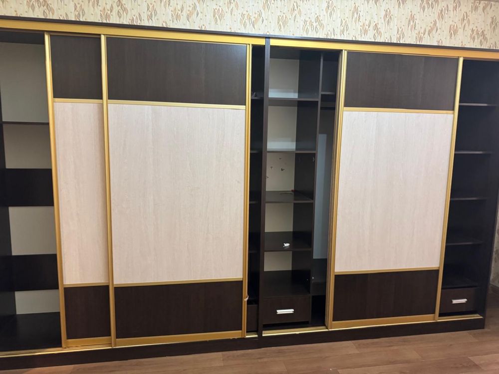 Продается шкаф срочно
