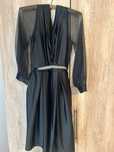 Rochie neagra cu o curelușă din pietre