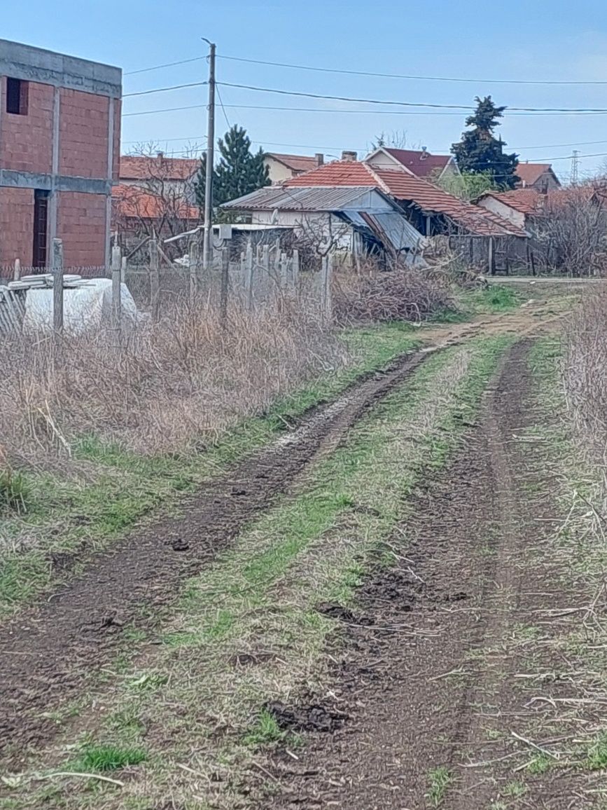 Парцел 3 дка в с.Каменар