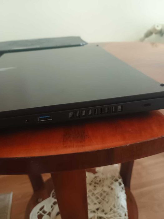 Laptop gaming Acer Nitro V 15 ANV15-41 cu rtx 4060