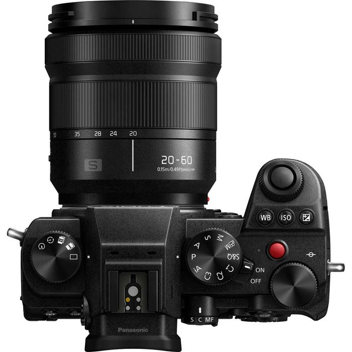 Panasonic Lumix S5 + 20-60