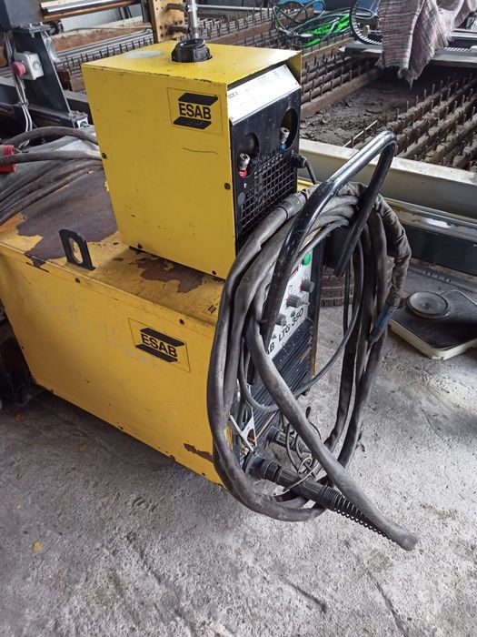 Esab ltg 350 amp 1900 ron