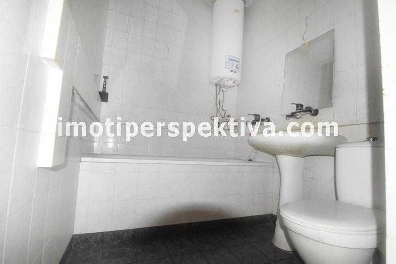 Продава се Тристаен апартамент в Пловдив, Кючук Париж - 67 кв.м за 1389 €/кв.м - Снимка #8