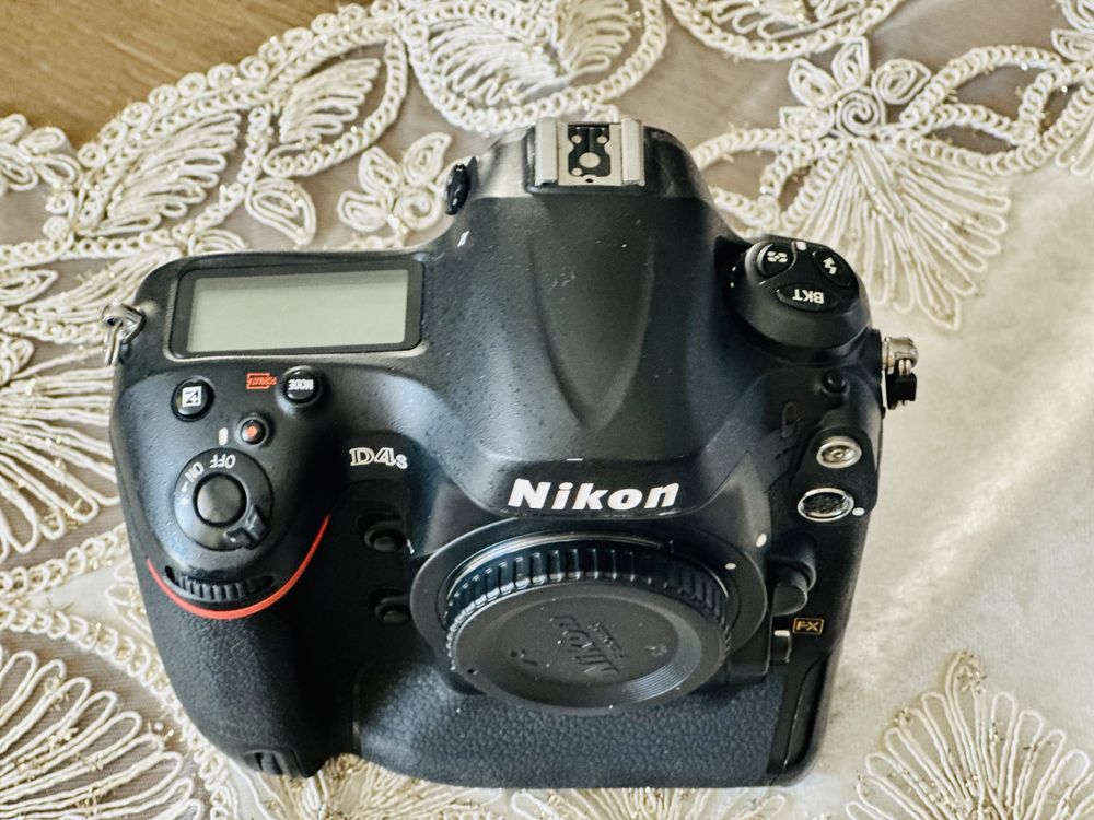 Vand Nikon DSLR d4s