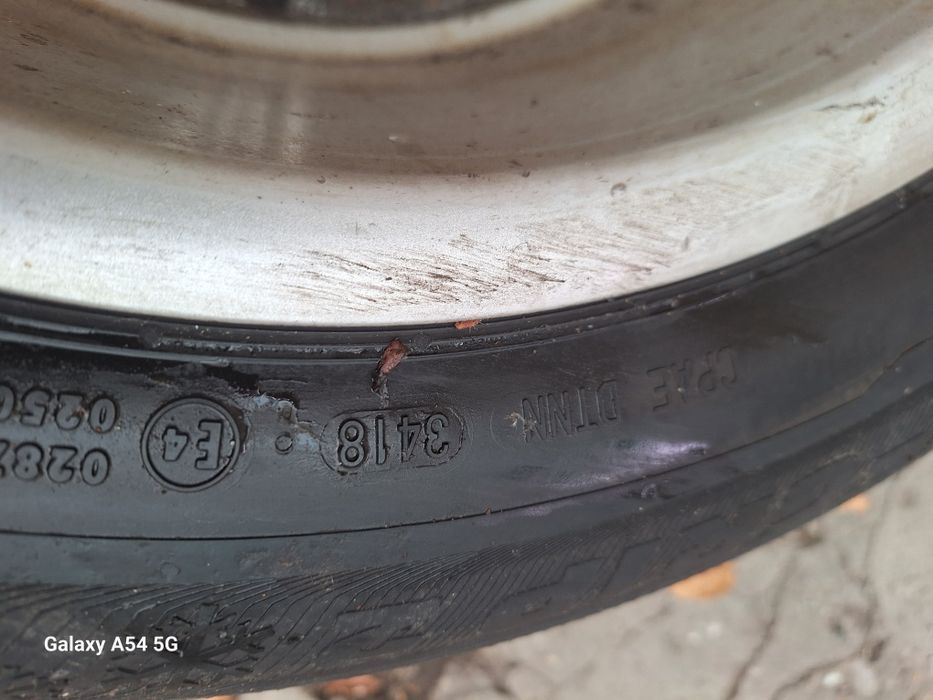 2бр 195/65/15 Semperit