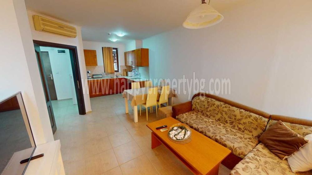 Продава се Двустаен апартамент в с. Кошарица, Област Бургас - 67 кв.м за 1000 €/кв.м - Снимка #1