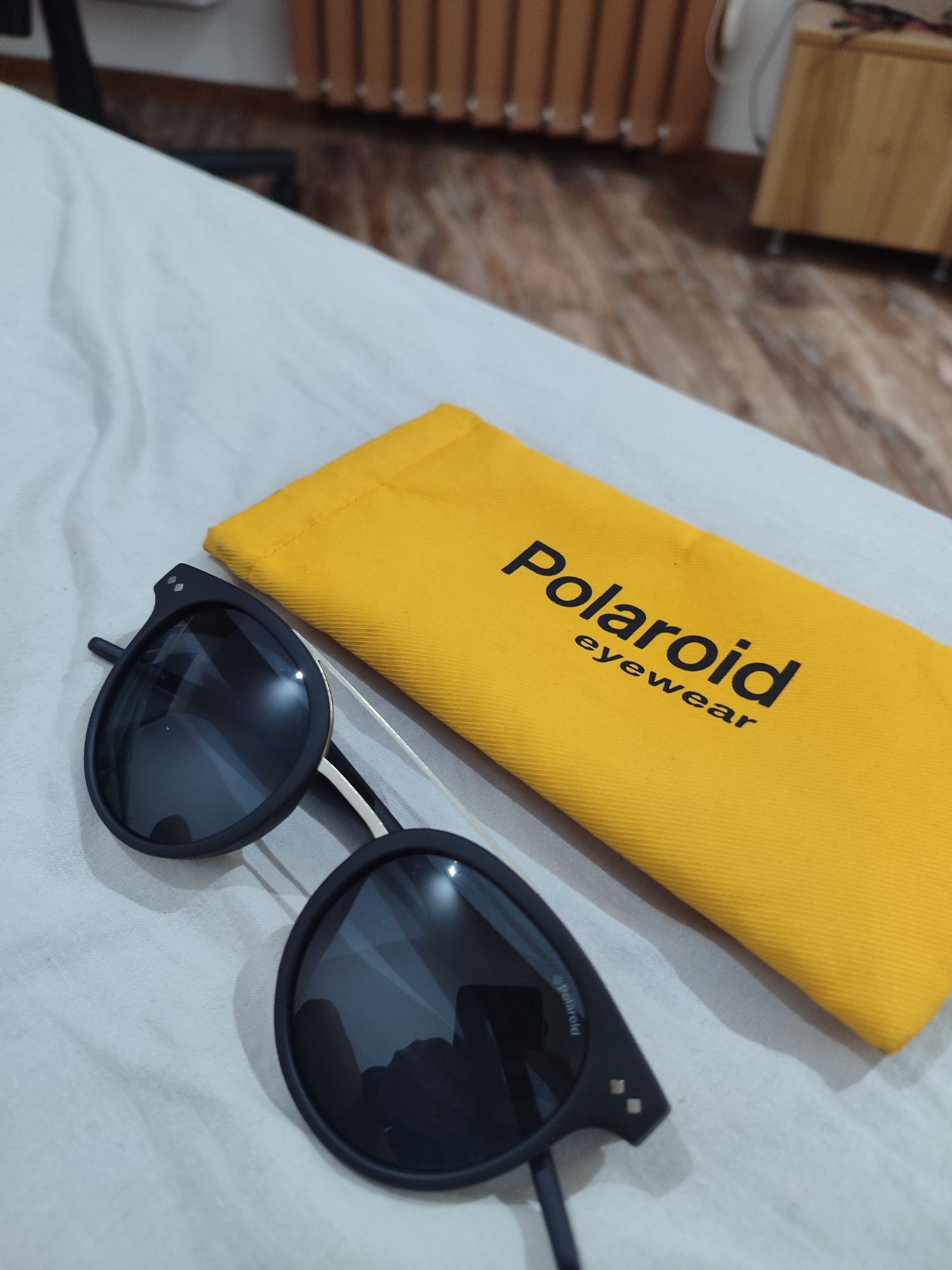 Продавам очила polaroid