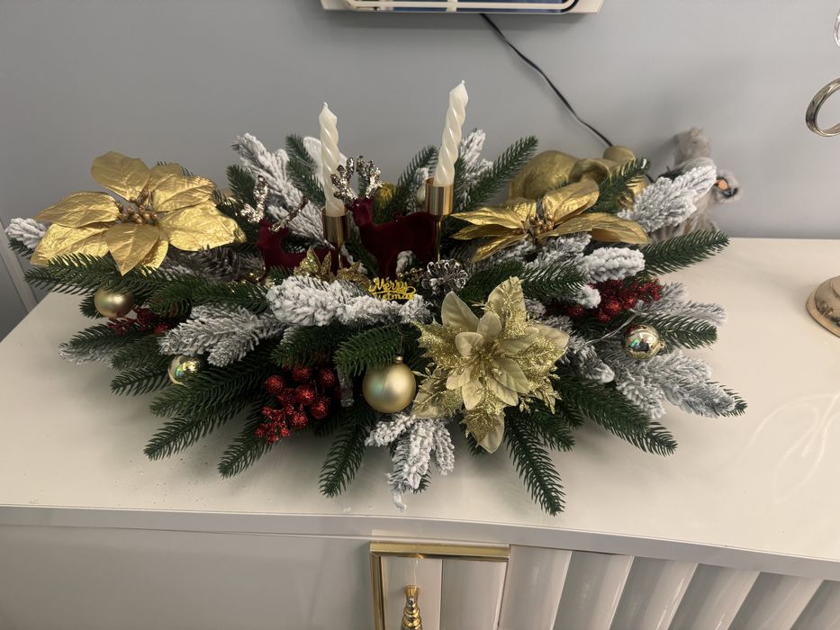 Aranjament de lux alb-auriu