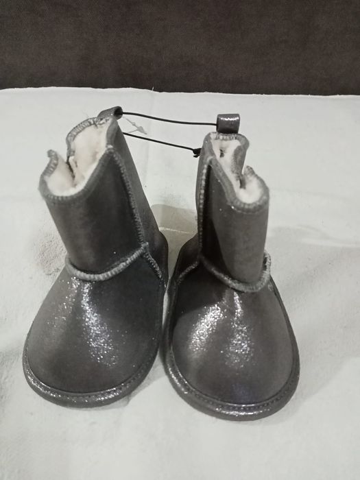 Детские фирменные пинетки