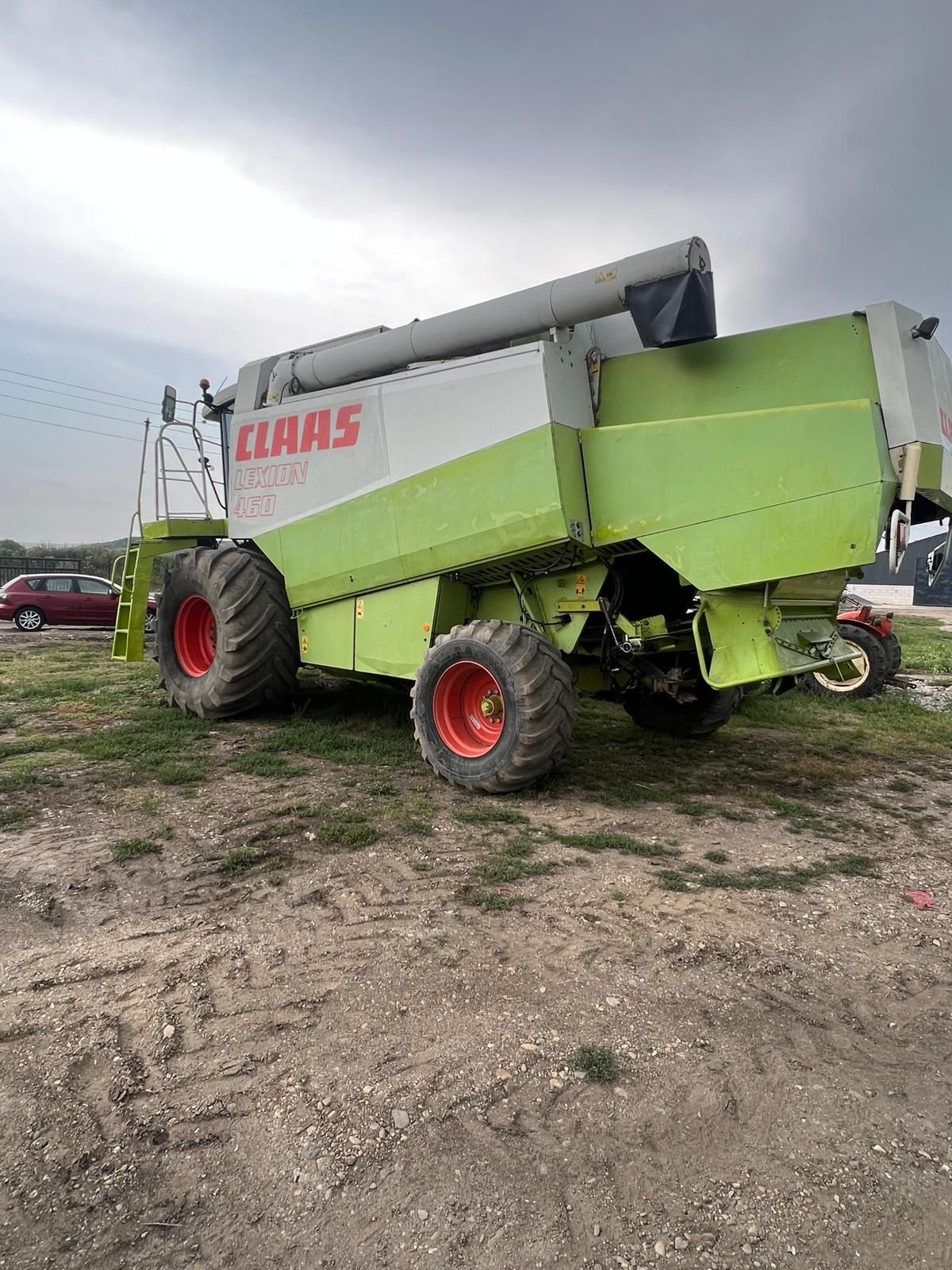 Combina CLAAS LEXION 460