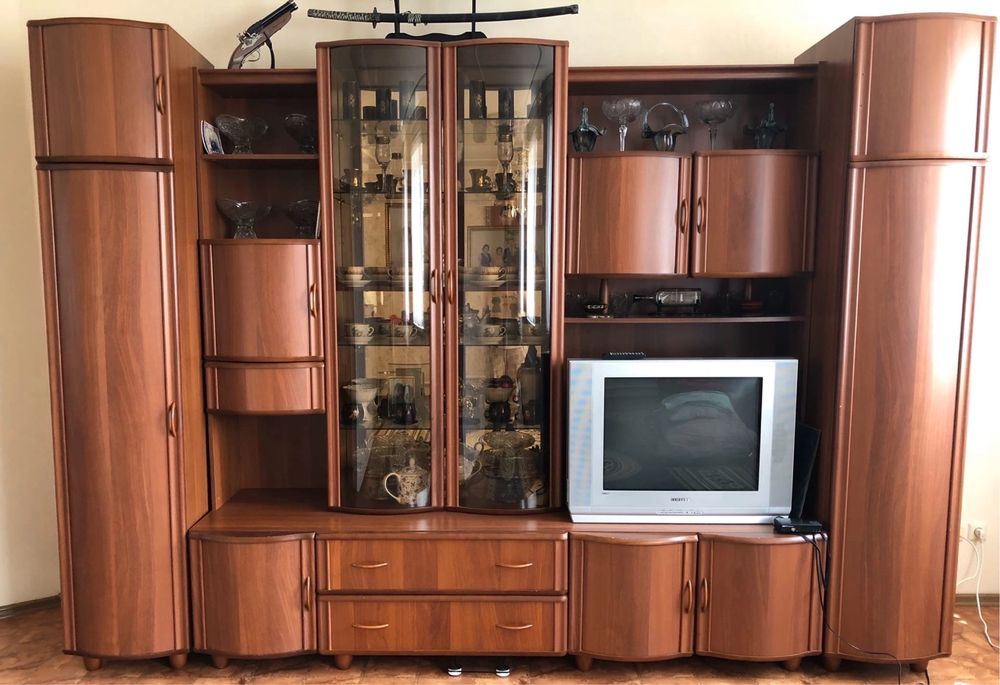 Стенка б/у продам