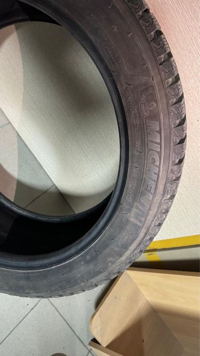 Шины зимние R21 275/45/R21