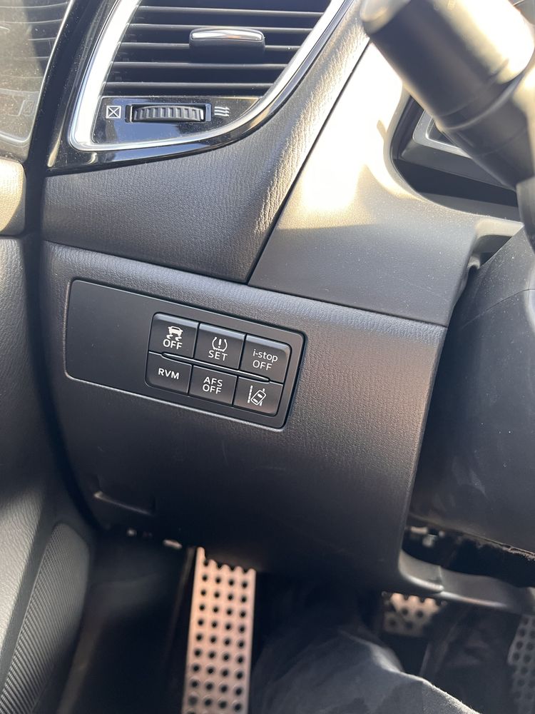 Mazda 3 FULL OPTION Generatia III
