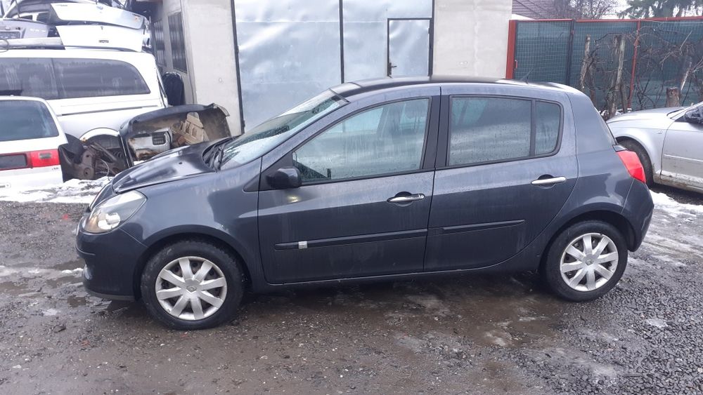 Dezmembrez Piese Renault Clio3 din 2007