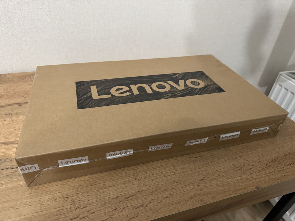 Продам ноутбук Lenovo V15 G2 IJL U1, совсем новый!