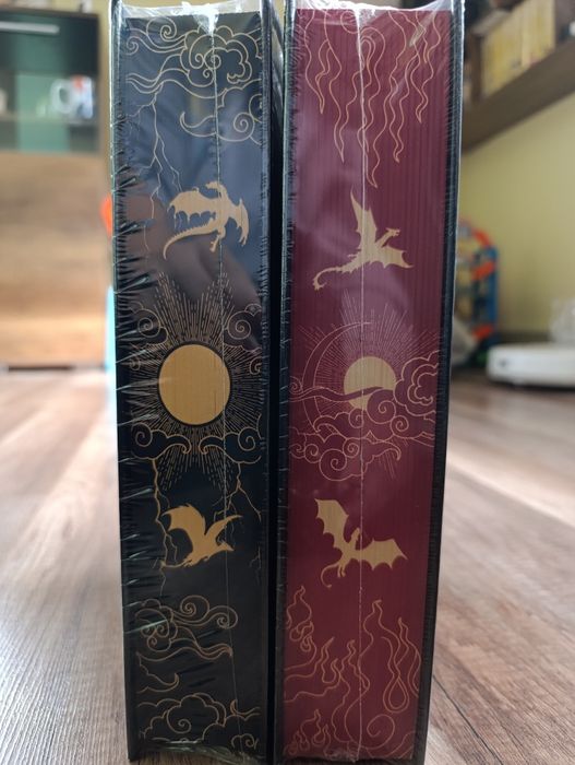 "Четвърто крило" и "Железен пламък"