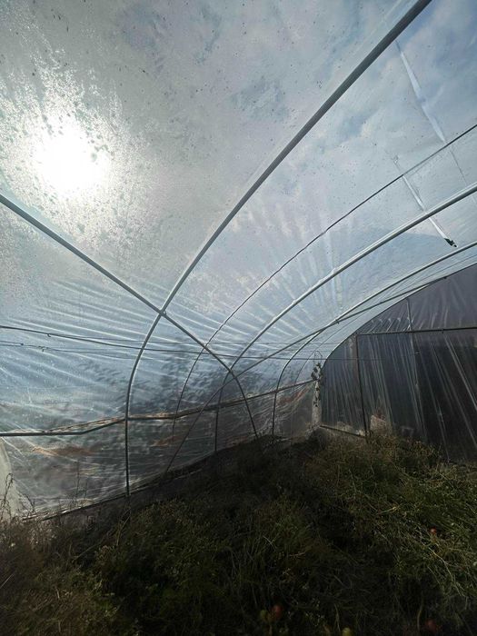 Продавам оранжерия