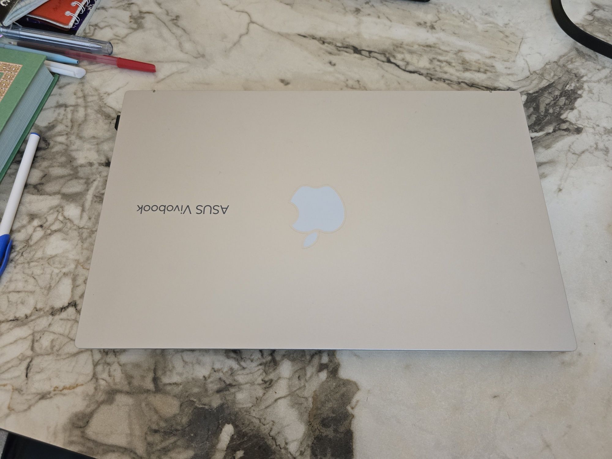 Asus vivobook 15 OLED 3k 120Гц Сотилади