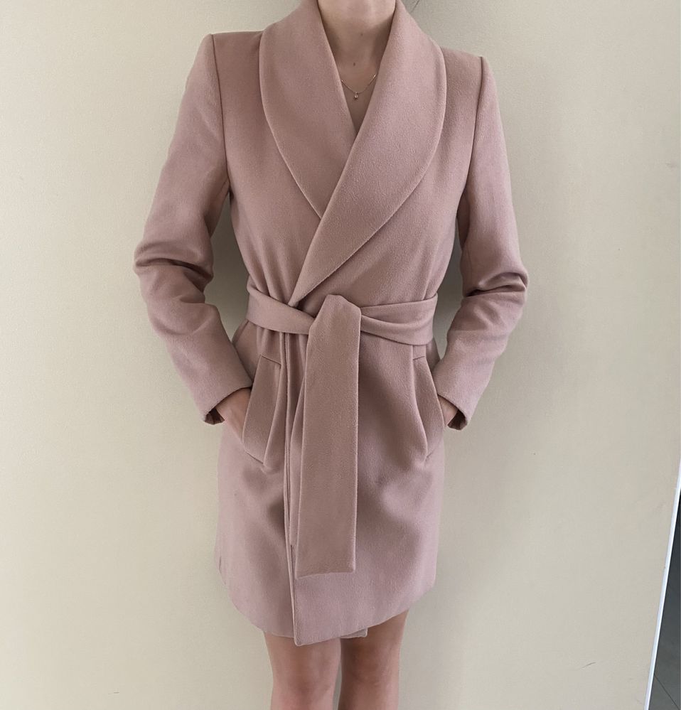 Palton roz pudra