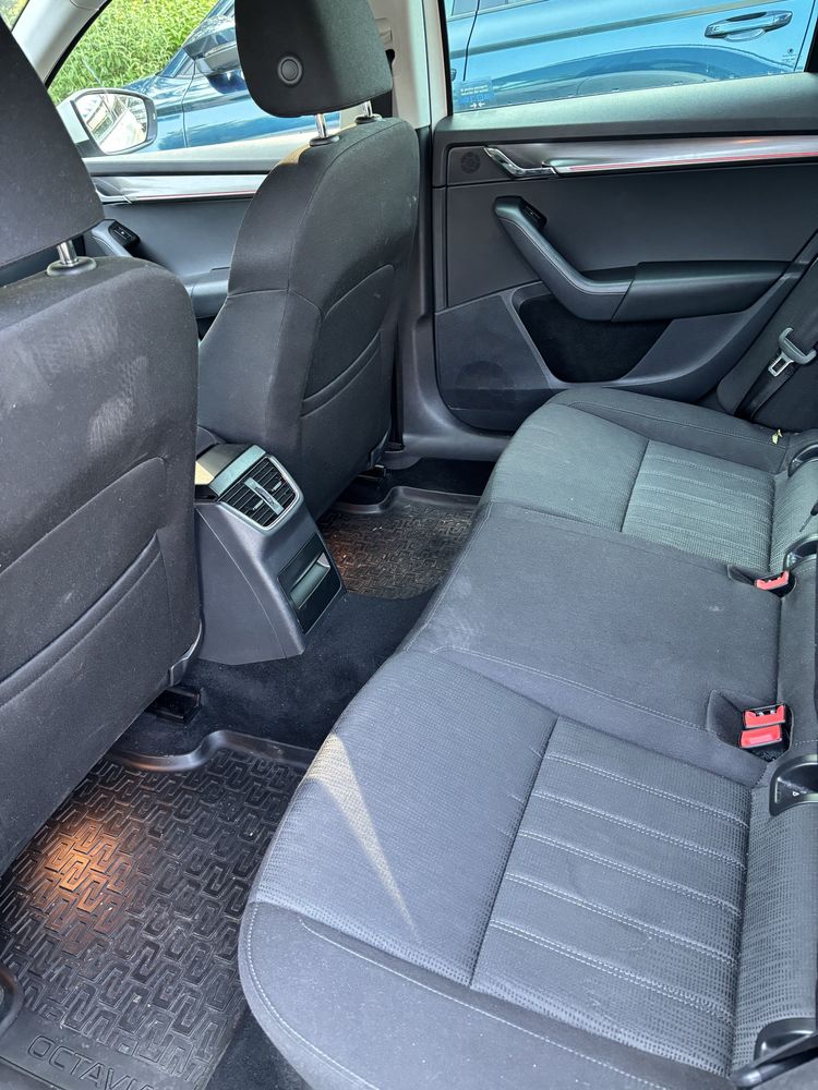 Vand skoda Octavia, break, 2019,motor 1,6 motorina cu ad blue.