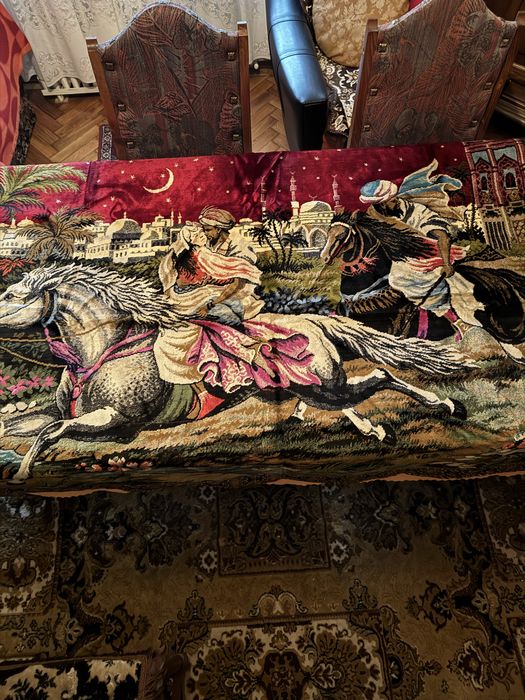 Vand carpeta Rapirea din Serai