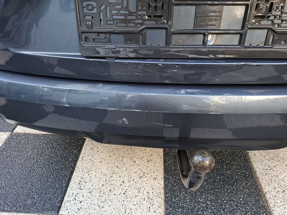 Vând Renault Megan 4 2017 avariat