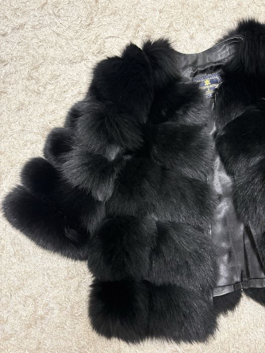 Haina din blana naturala si piele naturala