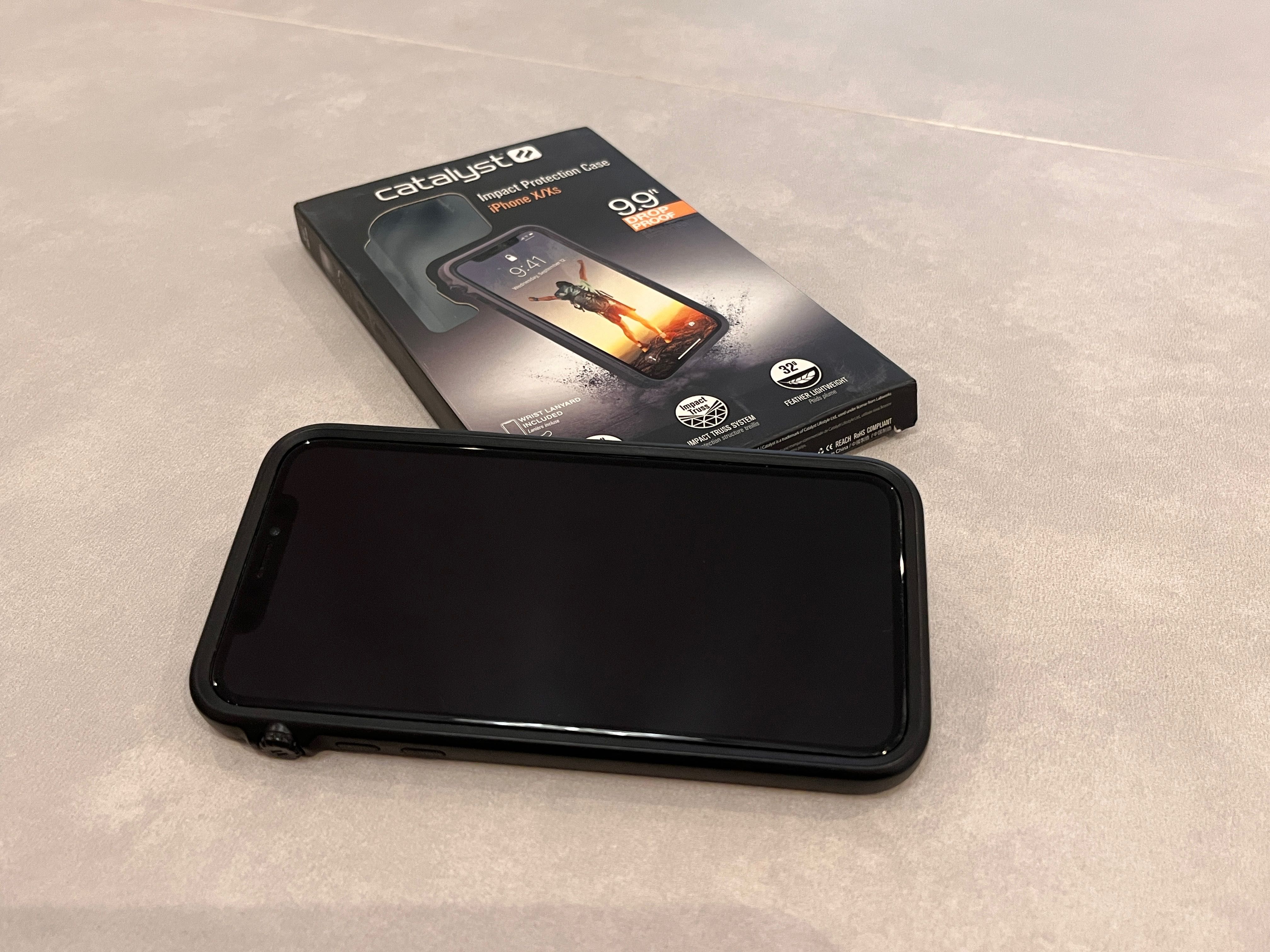 Husa Catalyst Impact Transparenta pentru Iphone X sau XS