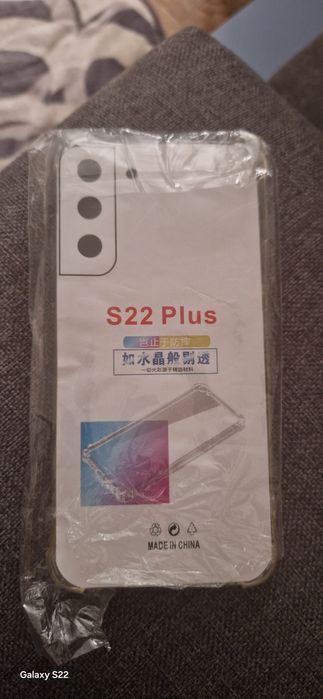 Отдам чехол на самсунг s 22 плюс