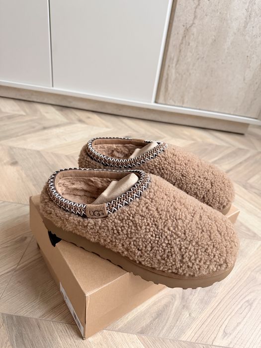 UGG Tasman Curly чехли