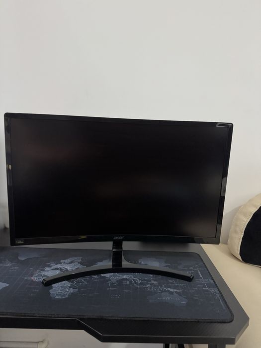 Monitor gaming curbat 144hz, 23,6" ACER