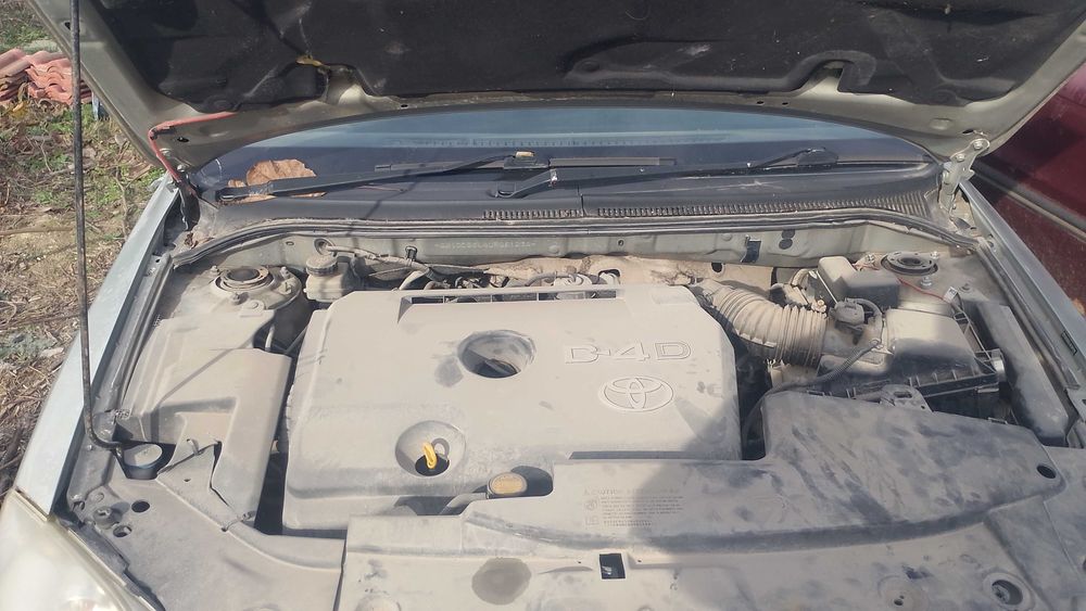 Toyota avensis 2007 2.0 дизел