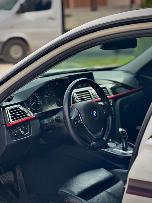 BMW Seria 3 F30 • 2013•2.0d 163CP•Sport ED Efficient Dynamics•Cutie ZF