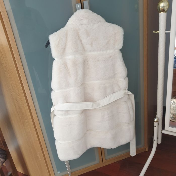 Пухен дамски елек