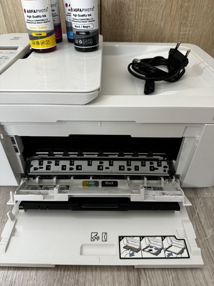 Multifuncțională/Imprimantă Canon Pixma 4551 - duplex - A4 - albă.