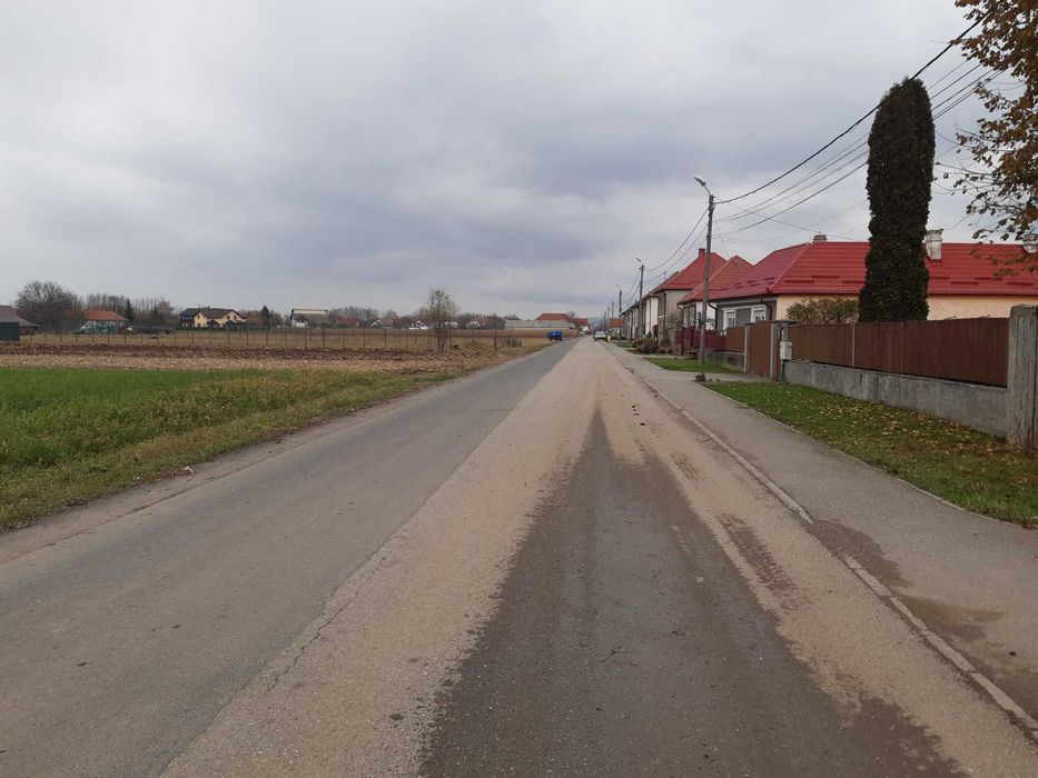 Teren intravilan de vanzare utilitati pozitie buna construibil