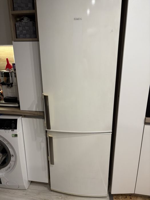 Хладилник с фризер AEG два комп.