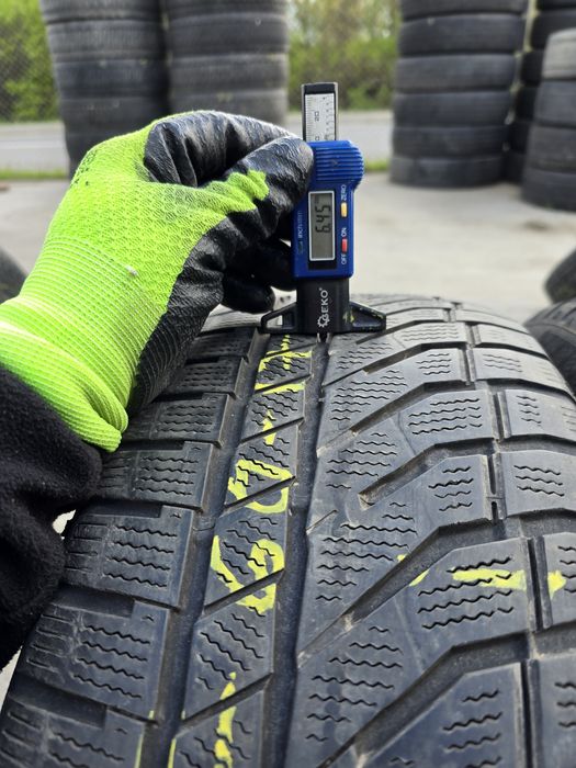 Anvelope de iarna 225-60r17 Falken