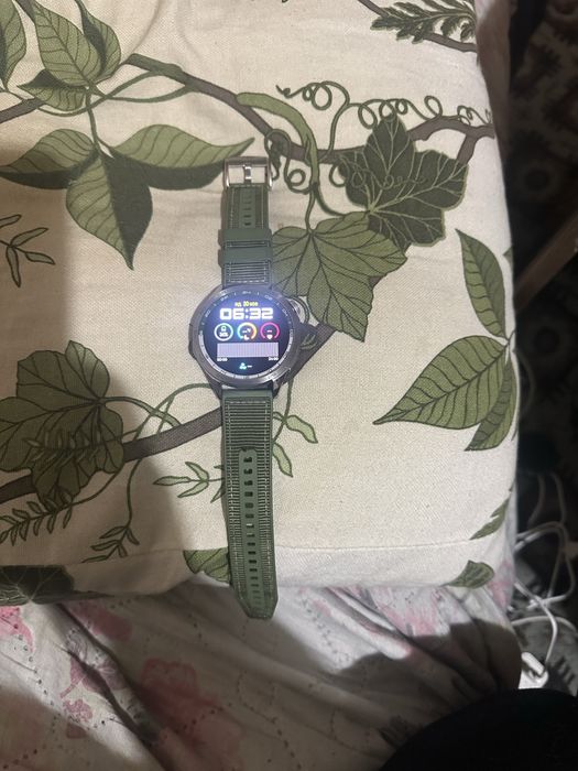 Huawei GT4 smartwatch