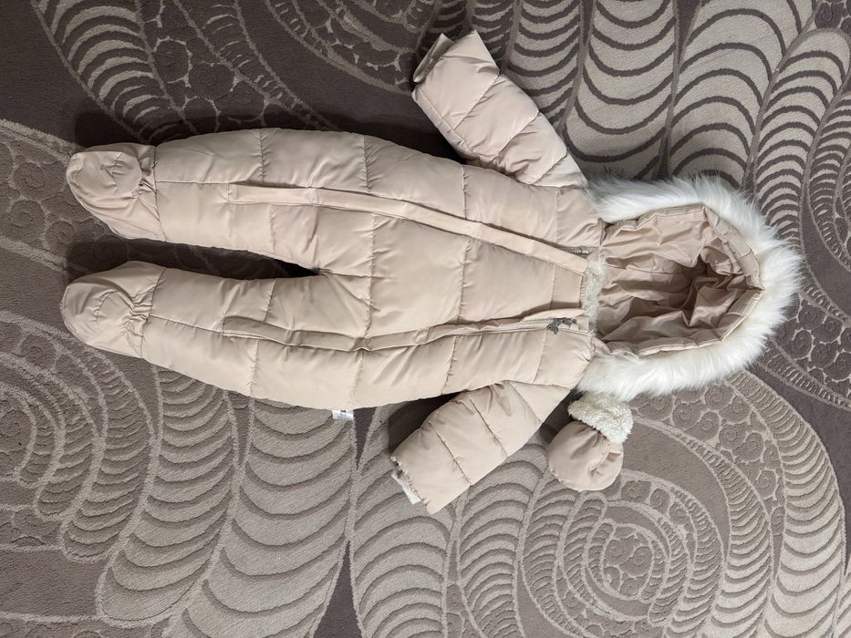 Продам зимний комбенизон детский