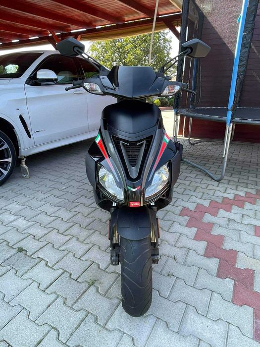 Aprilia sr 50 scuter