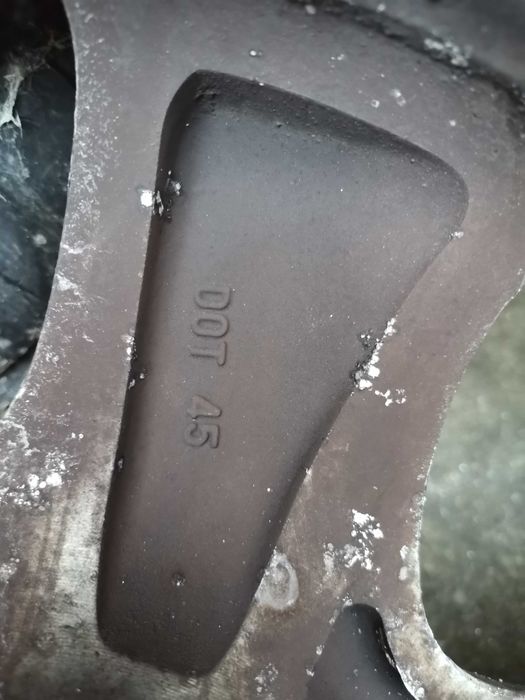 Алуминиеви Джанти с гуми 15 ки Тойота Корола /Toyota Corola J. 15x6JJ.