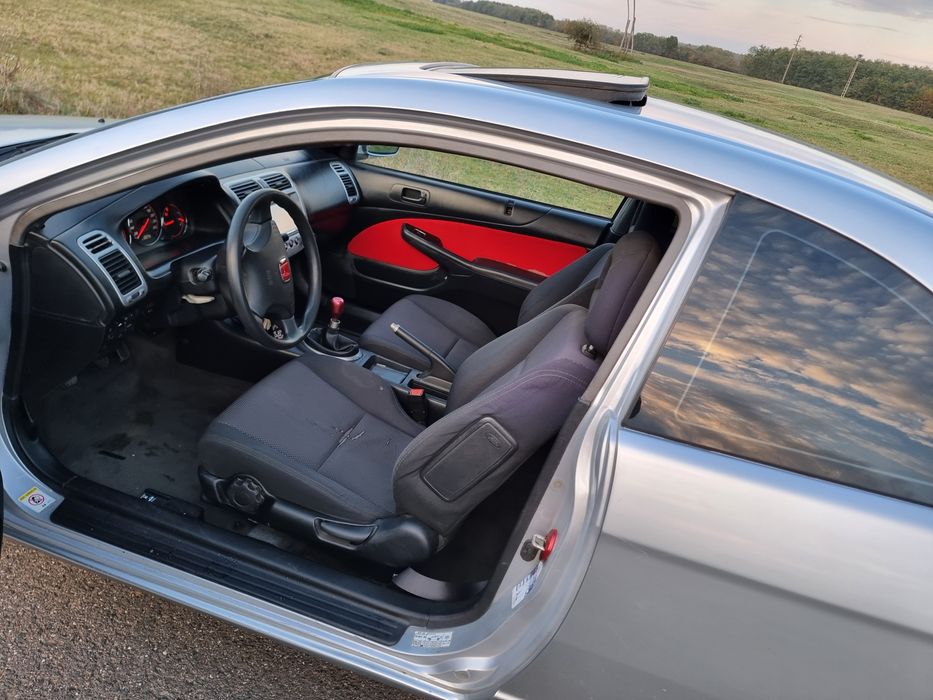 Honda Civic em2 2004
