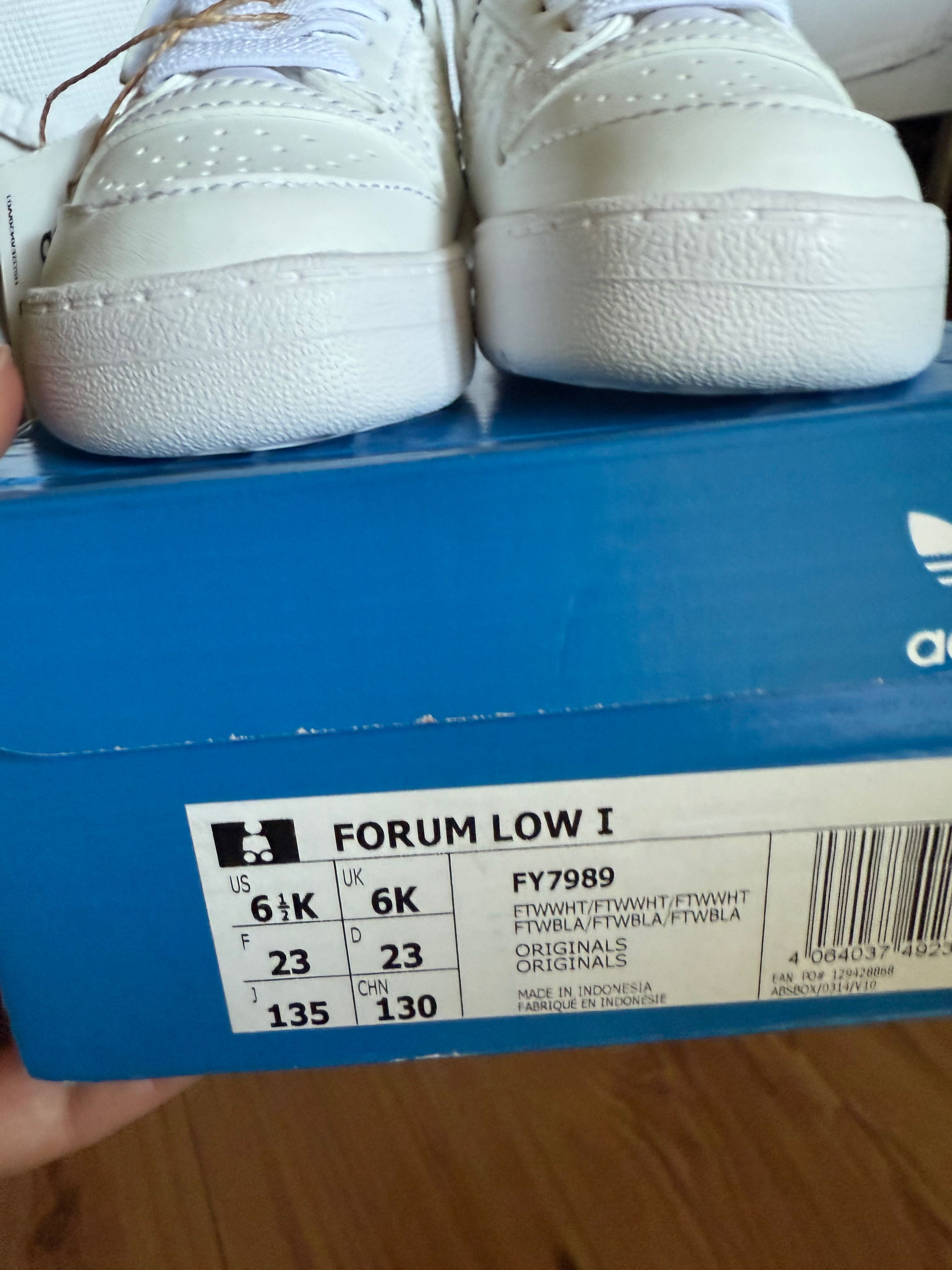 Нови маратонки Adidas forum low