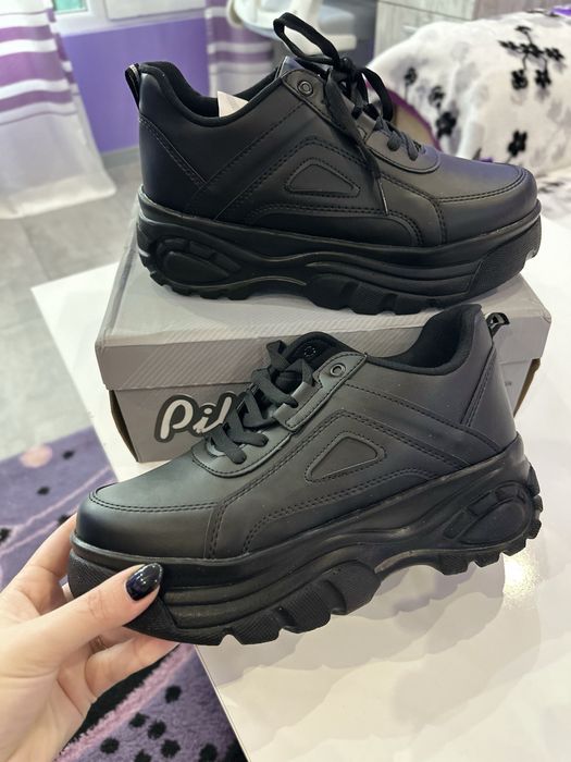 Дамски сникърси - 40н.- Чисто Нови