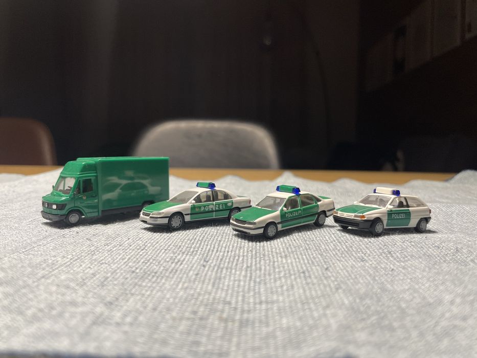 1:87 Herpa Polizei Opel Mercedes Vectra Astra Omega