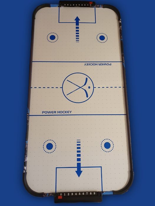 Masă air hockey.