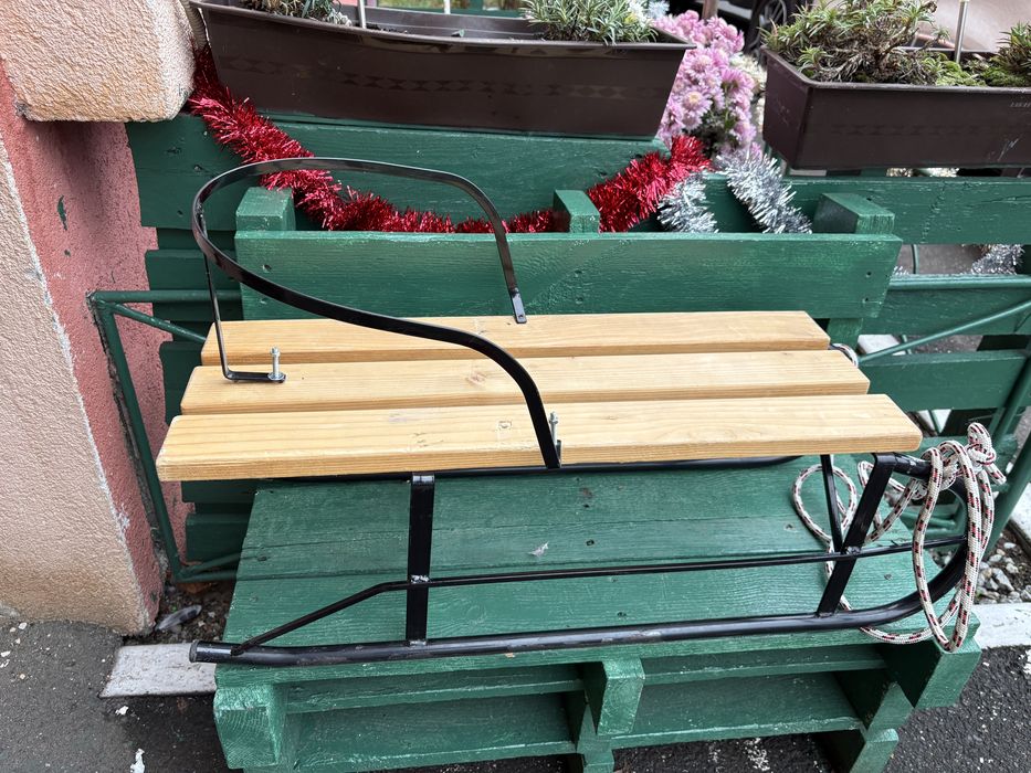 Sanie de lemn cu fier  Hornbach