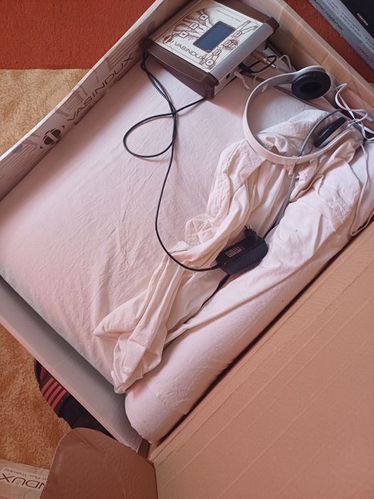 Vând vasindux aprape nou