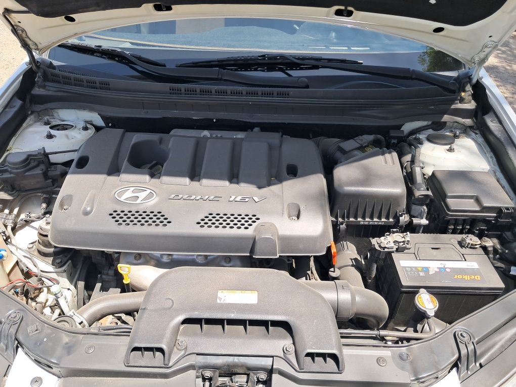 Hyundai Elantra 2.0L